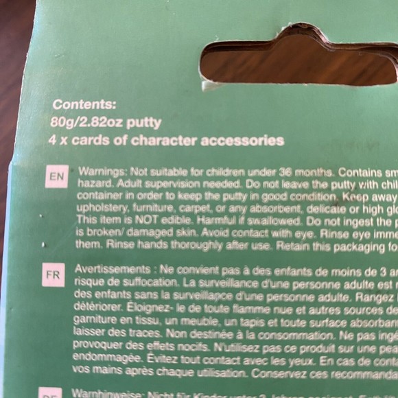 Easter Fun - Mould Your Own Bunny Modelling Putty With Card Accessories , NEW - Picture 6 of 7